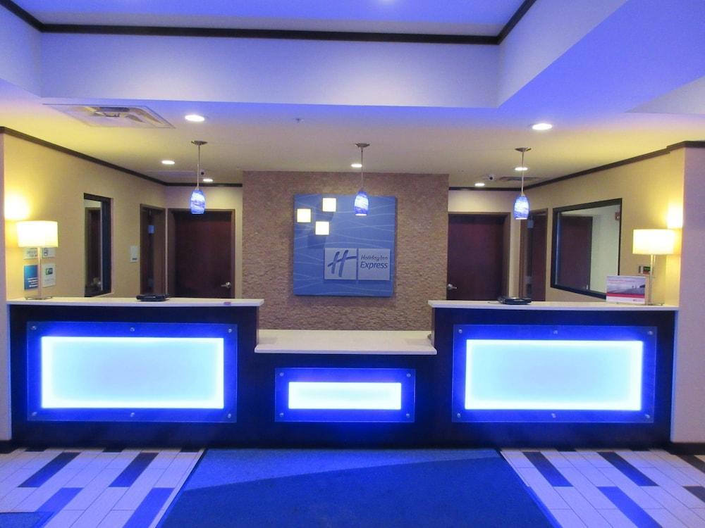 Holiday Inn Express & Suites Butler By Ihg Ngoại thất bức ảnh